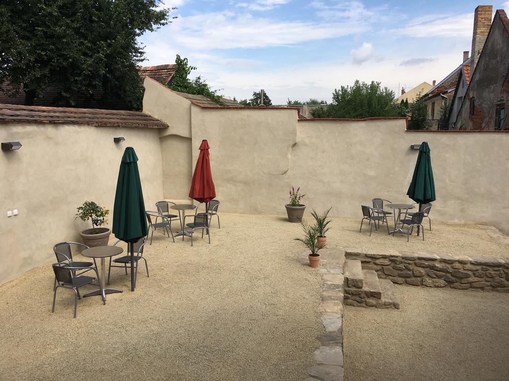 Apartament U Dr. Fausta Slavonice Zewnętrze zdjęcie