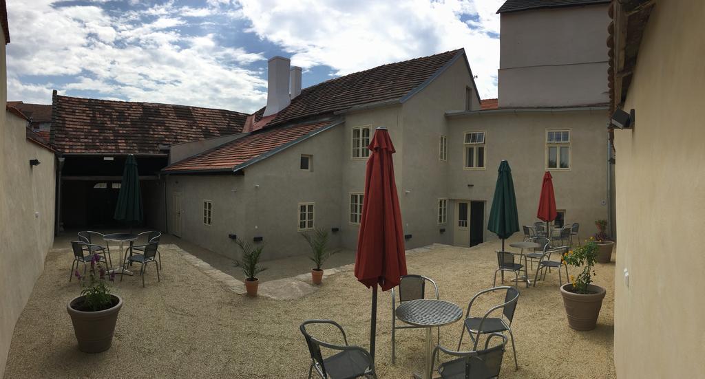 Apartament U Dr. Fausta Slavonice Zewnętrze zdjęcie