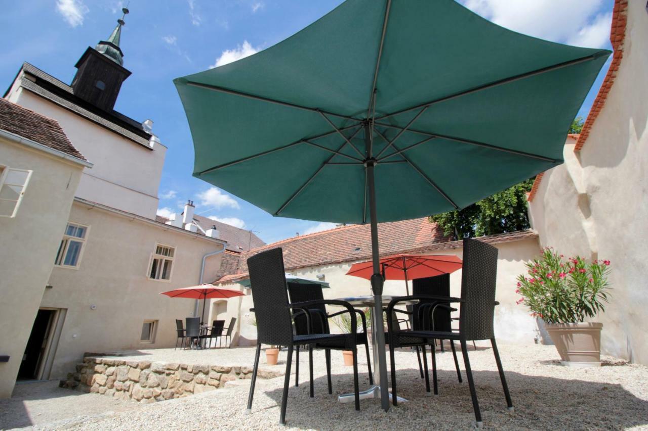 Apartament U Dr. Fausta Slavonice Zewnętrze zdjęcie